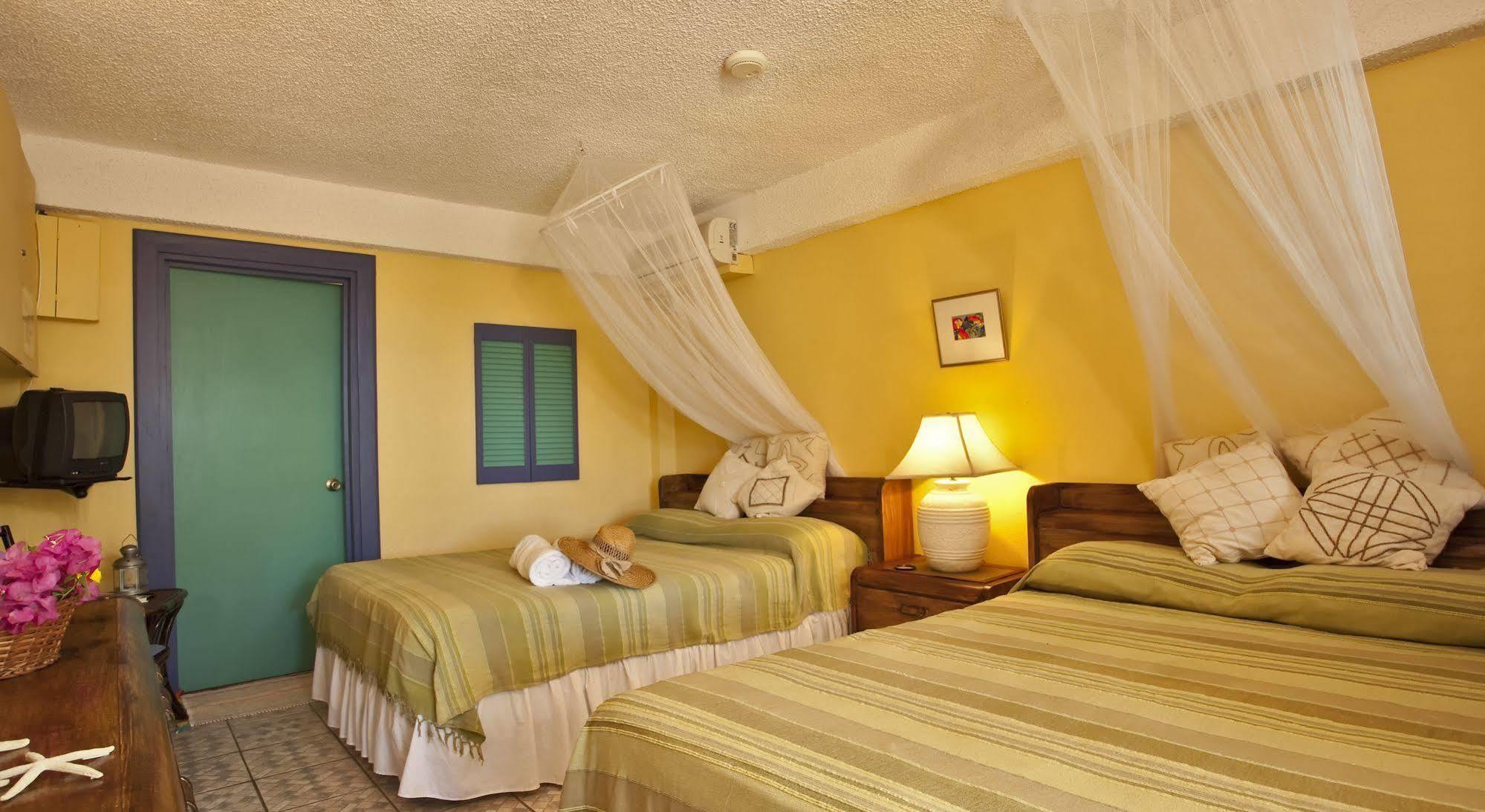 Villa Capri Cap Estate Buitenkant foto